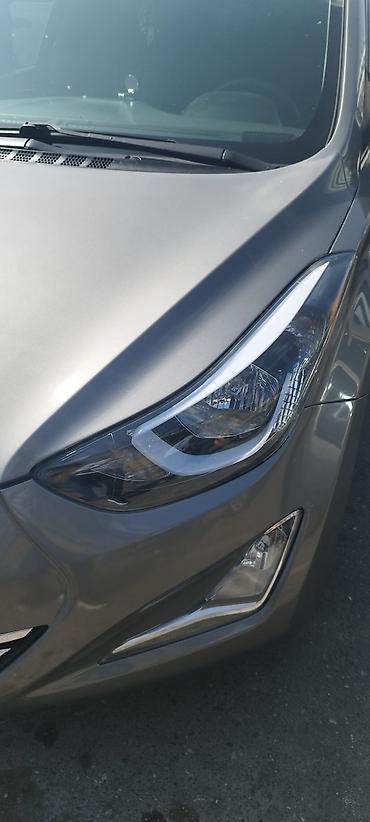 opel mühərriki: Hyundai Elantra sedan – gümüşü rəng. - Xarici: LED gündüz işıqları — 8