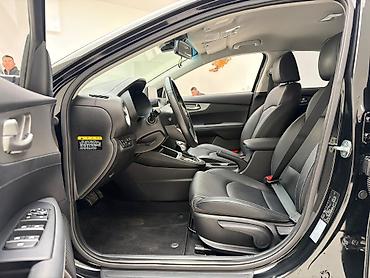 Kia: Kia K3: 2019 г., 1.6 л, Вариатор, Бензин, Седан — 15