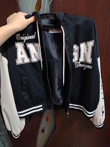alt geyimi: Qadın/Kişi unisex qısa bomber-hoodie - Rəng: qara gövdə, krem rəngli — 1