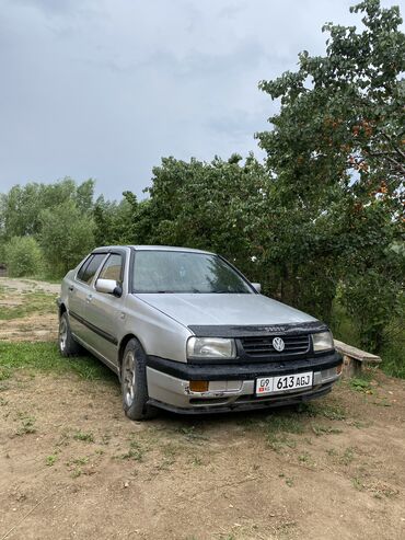 люк спринтер: Volkswagen Vento: 1992 г., 1.8 л, Механика, Бензин, Седан
