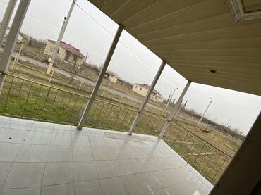 Həyət evləri və villaların satışı: 3 otaqlı, 81 kv. m, Kredit yoxdur, Orta təmir — 15