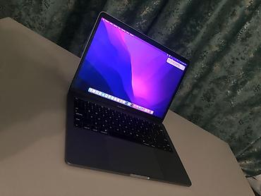 Ноутбуки Apple (MacBook): Apple MacBook Pro 13" (чип core 7 С MacBook ком добавим без проводную — 1