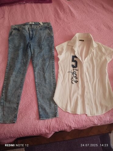 Köynək və bluzalar: 1 ci tezdir biri tezekimidi təcil satılır ucuz qiymətə maksimum 5 ədəd — 10