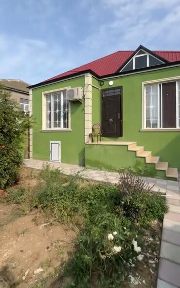 xacmazda ucuz evler: Binəqədi qəs. 4 otaqlı, 140 kv. m, Yeni təmirli