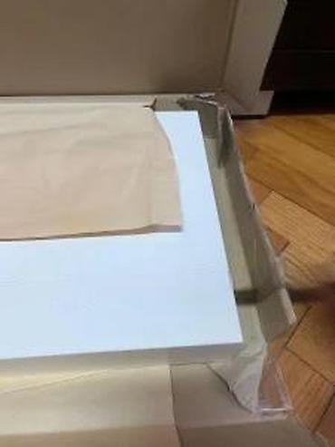 Ostali nameštaj: Zidna “lebdeća” polica – bela - Minimalistički dizajn sa skrivenim — 23