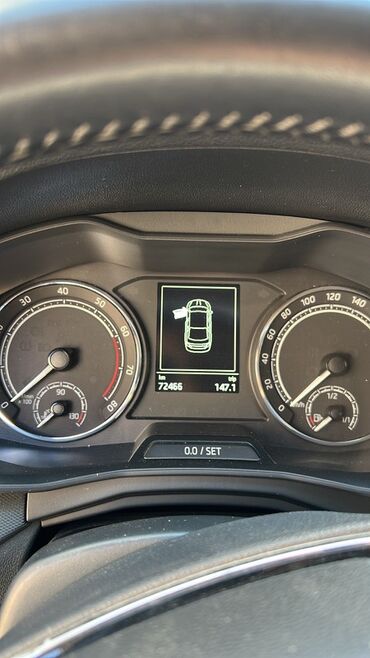 Skoda: Skoda Rapid, qara rəng, sedan gövdə. Texniki və komfort — 9