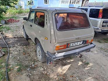 vip razbor: ВАЗ (ЛАДА) 2121 (4x4): 1990 г., 1.6 л, Механика, Бензин, Внедорожник — 4