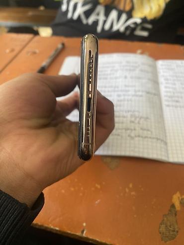 тайотв краун: IPhone 11 Pro золотой
Идеально 
Помят 64 
АКБ 74 
Все оригинал — 4