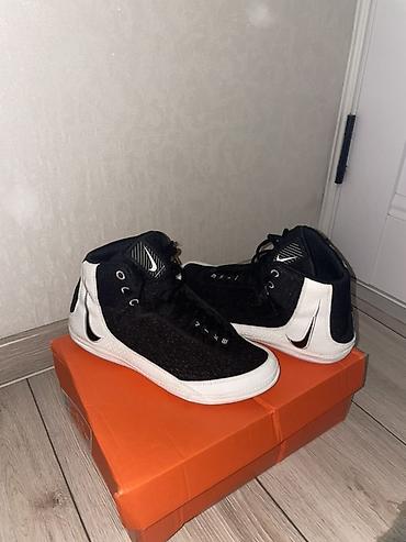 пончо одежда: Мужские кроссовки, 39, Nike, Новый — 1