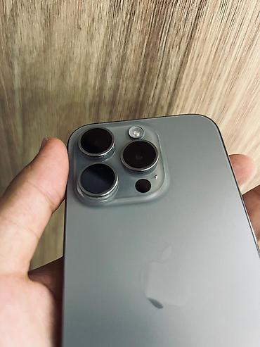 a17: IPhone 15 Pro, Б/у, 256 ГБ, Natural Titanium, Коробка, В рассрочку, 85 % — 2