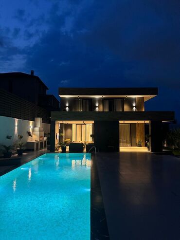 Həyət evləri və villaların satışı: 6 otaqlı, 300 kv. m — 2