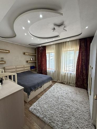 дом аламединский рынок: 🏡Продаётся 4-комн.2-этаж дом р/н Аламединского рынка! 📐 Площадь дома — 4