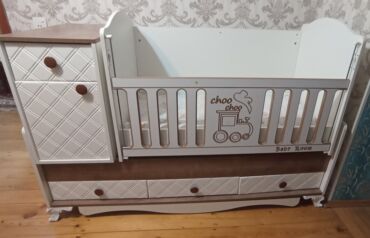 Seyflər: Oğlan və qız üçün, İşlənmiş, Dördbucaq, Beşik, Matrassız, Yellənmə mexanizm ilə