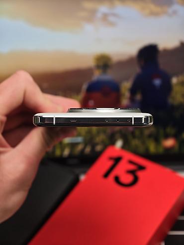 galaxy not: OnePlus 13, Б/у, 512 ГБ, цвет - Белый, 2 SIM, eSIM — 2