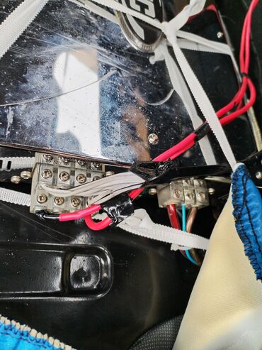 Dinamiklər və sabvuferlər: Avtomobil üçün səs sistemi komplekti - Subwoofer: Pioneer Champion — 7