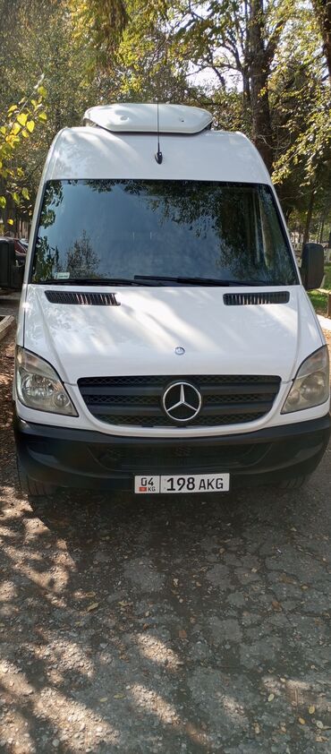 Mercedes-Benz: Mercedes-Benz Sprinter: 2010 г., 2.2 л, Механика, Дизель, Бус