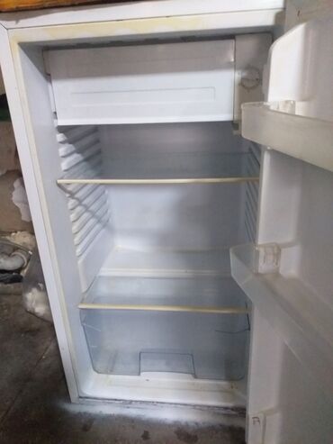 холодильный ларь: Холодильник Avest, Б/у, Минихолодильник, 47 * 80 * 37