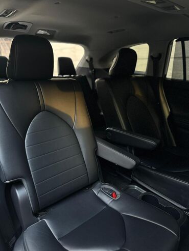 Toyota: Toyota Highlander: 2023 г., 2.4 л, Автомат, Бензин, Внедорожник — 6