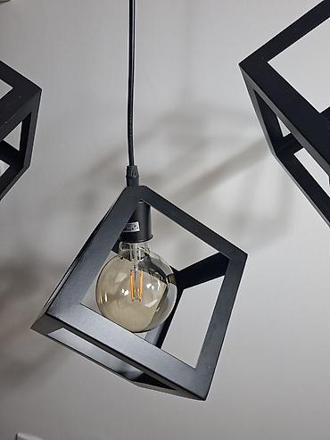 Antique Decor: Prodajem dva vrlo malo korišćena lustera u kompletu sa sijalicama. U — 4