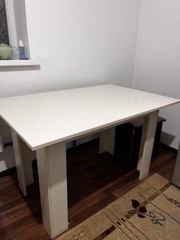 стандартные размеры кухонной мебели: Прямоугольный стол в современном минималистичном стиле. - Материал