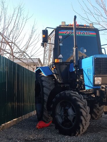 Traktorlar: Traktor Belarus (MTZ) 82,1, 1978 il, 82 at gücü, motor 3.7 l, İşlənmiş — 8