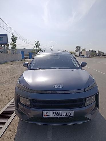 JAC: JAC : 2022 г., 1.5 л, Автомат, Бензин, Кроссовер — 2