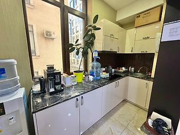 Коммерческая недвижимость: Продажа офисов 165 м², С ремонтом, Бизнес центр, 4 этаж — 6