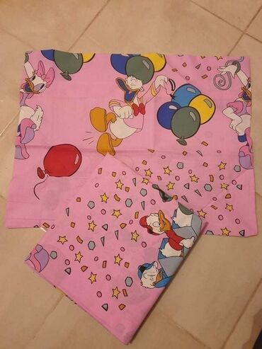 Ostale dečije stvari: Cena 2100 din Pamucna posteljina 100 % pamuk/sifon Sadrzaj seta: - — 10