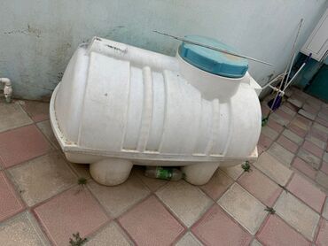 железный бак: Бак, Пластик, 500 л. л