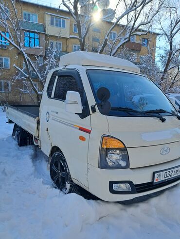 Легкий грузовой транспорт: Легкий грузовик, Б/у