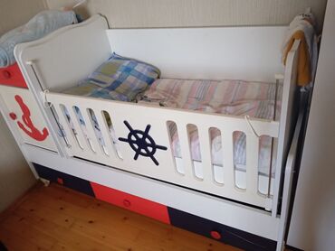 Uşaq və gənc otağı üçün dəstlər: Oğlan və qız üçün, İşlənmiş, Dördbucaq, Beşik, Dəst ilə, Matras ilə, Yellənmə mexanizm ilə