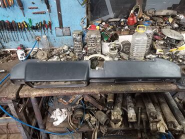 Auto delovi: Instrument tabla Lada 2105, 2104 Karavan broj 2. Očuvano, ima jednu — 3