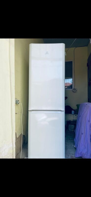 İndezit çox iwlenmeyib Ustada olmayib hunduru 1,85/60 Nofrostur