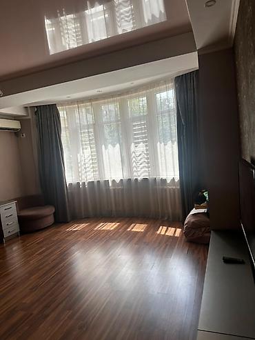 29: Элитная 2-комнатная квартира, 100 м², евроремонт, этаж 2/9. Район — 7