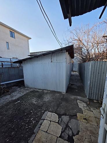 Распашные ворота: Срочно продаю пол дом под бизнес ул киргизия 24/2 Адрес старый талчок — 6