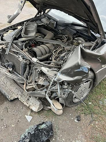 Транспорт: Mercedes-Benz E-Class W124, E320, седан. Задняя часть и салон — 5