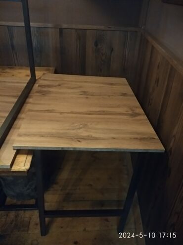 пластиковые столы и стулья для летних кафе бу: Комплект стол и стулья Новый