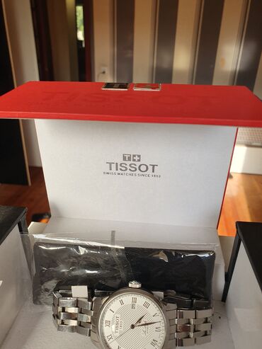 satt: Б/у, Наручные часы, Tissot, цвет - Серебристый