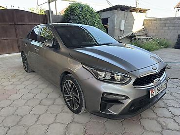 дешевые машины: Kia K3: 2019 г., 1.6 л, Вариатор, Бензин, Седан — 3
