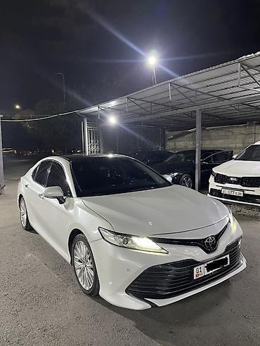 toyo: Toyota Camry: 2017 г., 2.5 л, Автомат, Бензин, Седан — 2