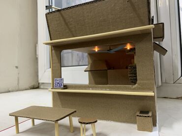 Игрушки: Продаю макет, мини закусочной шаурма из картона с зарядкой подсветкой — 8