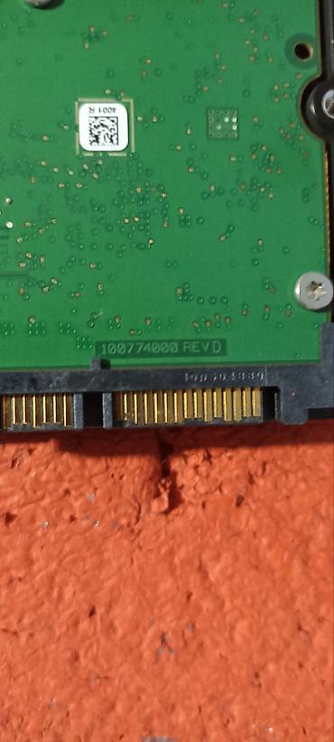 Жесткие диски, переносные винчестеры: Накопитель, Б/у, Seagate, HDD, 1 ТБ, 3.5", Для ПК at lalafo.kg — 5 Жесткие диски, переносные винчестеры: Накопитель, Б/у, Seagate, HDD, 1 ТБ, 3.5", Для ПК — 5