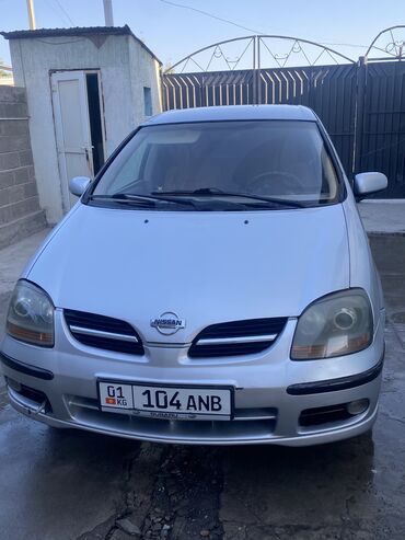 Nissan: Nissan Almera Tino: 2001 г., 0.2 л, Автомат, Бензин