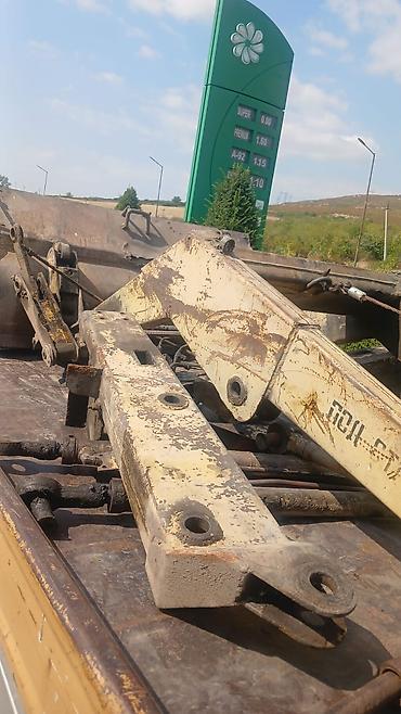 Ekskavator/yükqaldıran üçün ön yükləyici (front loader) komplekti lalafo.az -da Ekskavator/yükqaldıran üçün ön yükləyici (front loader) komplekti