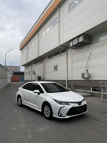 Продажа авто: Toyota Corolla: 2019 г., 1.8 л, Вариатор, Гибрид, Седан — 7
