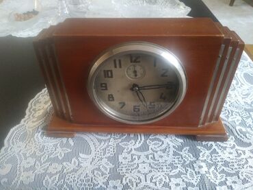 saniyeolcen: Antikvar masaüstü,kamin mexaniki saatı .SSRİ 1951-ci il.İşlək