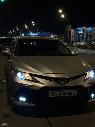 toyota yris: Toyota Camry: 2018 г., 2.5 л, Автомат, Бензин, Седан