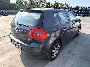 Transport: DESNO STOP SVETLO ZA VOLKSWAGEN GOLF 5 OD 2003. DO 2008. GOD. | at lalafo.rs — 1 Transport: DESNO STOP SVETLO ZA VOLKSWAGEN GOLF 5 OD 2003. DO 2008. GOD. | — 1