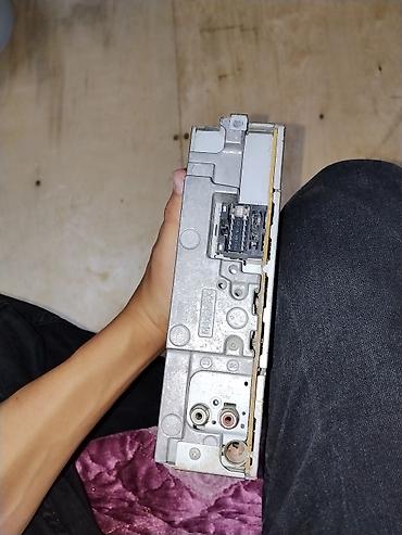 Магнитолы: Pioneer avtomobil maqnitofonu – ön paneli çıxarılan model “DEH-2050MP — 6