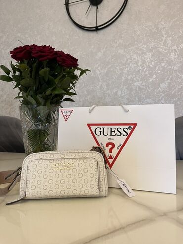 guess ranac: Çiyin çantası, Guess, Yeni